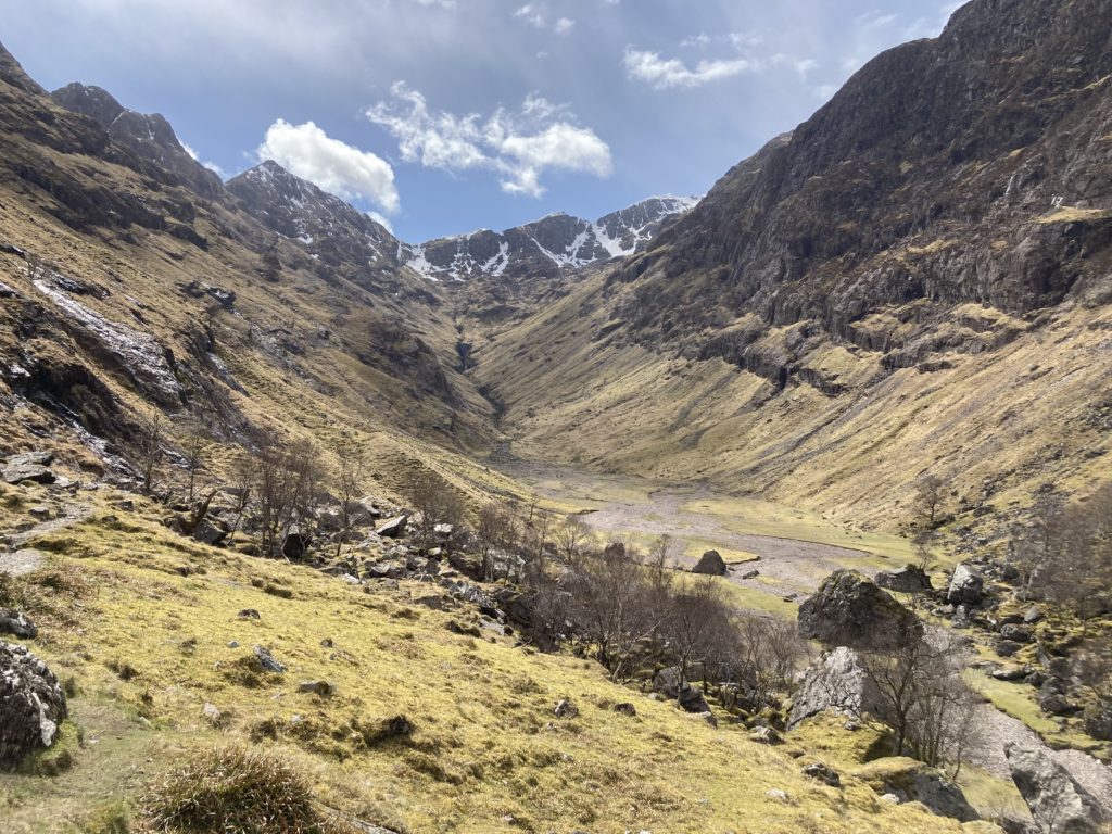 The Glencoe Hidden Valley - Bartlettlyon